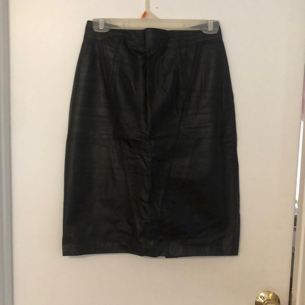Black Knee-Length Pencil Skirt for Work